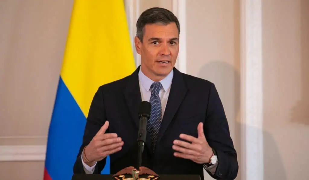 Pedro Sanchez, presidente de España, evalúa su renuncia España