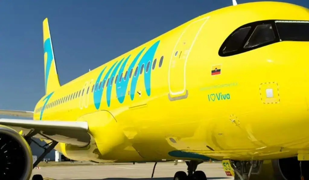Viva anuncia el cierre de vuelos desde y hacia Cali en varias rutas Empleados de Viva Air marchan hoy 3 de marzo en Bogotá