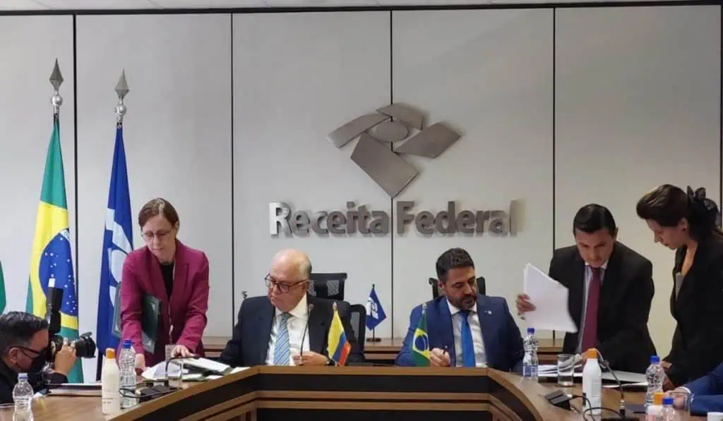 Colombia y Brasil acuerdan eliminar doble tributación Colombia y Brasil acuerdan eliminar doble tributación