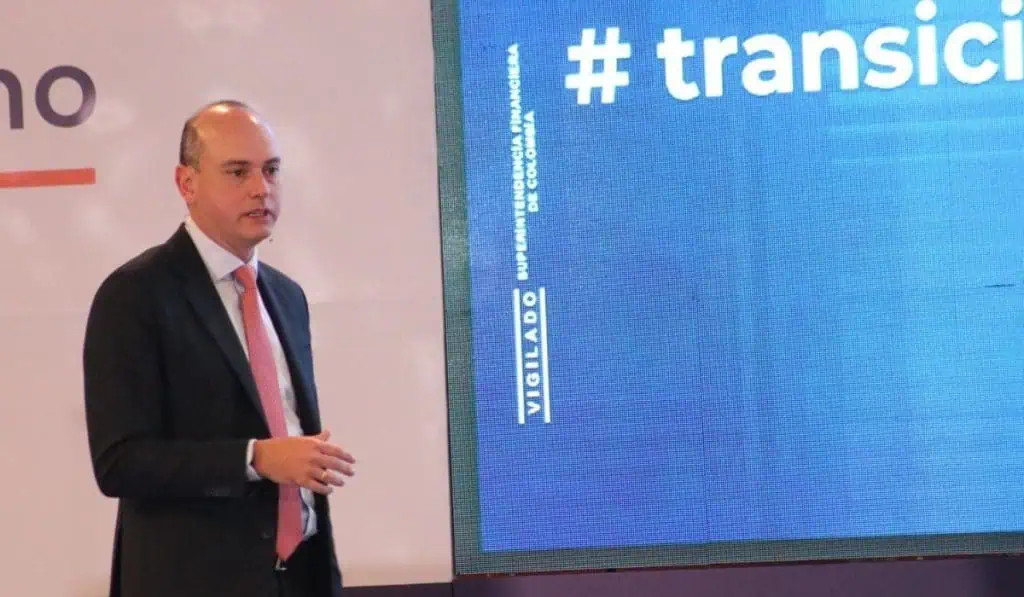 Corficolombiana muestra reparos a reforma tributaria del Gobierno Petro Corficolombiana muestra reparos a reforma tributaria del Gobierno Petro