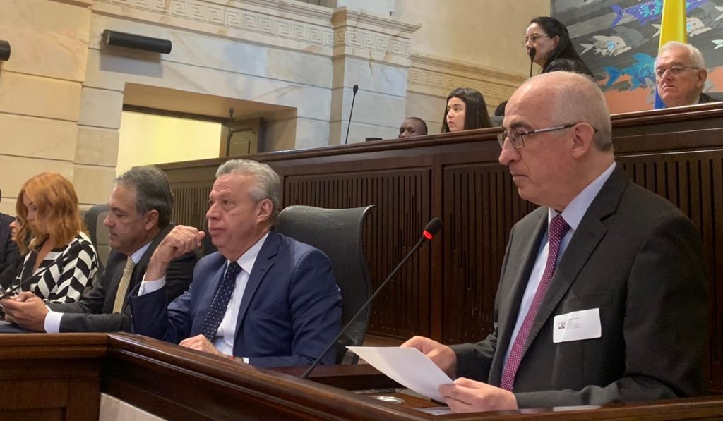 Gerente BanRep Colombia: presupuesto 2023 es coherente con Regla Fiscal