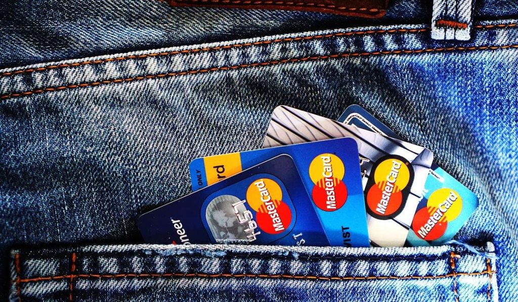 Tarjetas de crédito en Colombia que ofrecen cashback o devolución de dinero a sus clientes