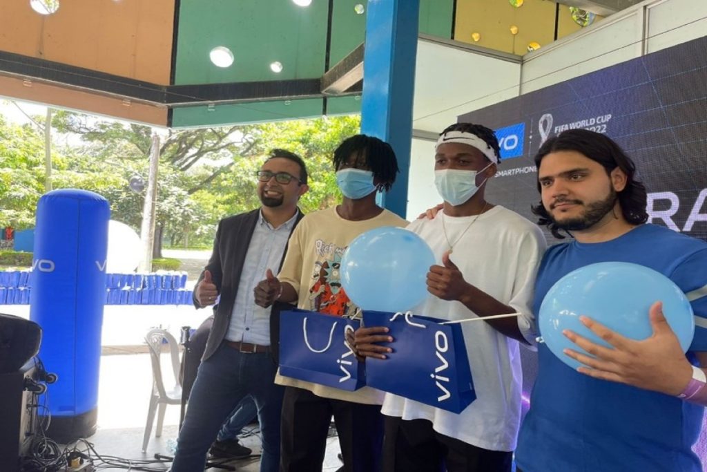 Medellín: vivo y Fundación Juan Guillermo Cuadrado se unen para reducir brecha tecnológica