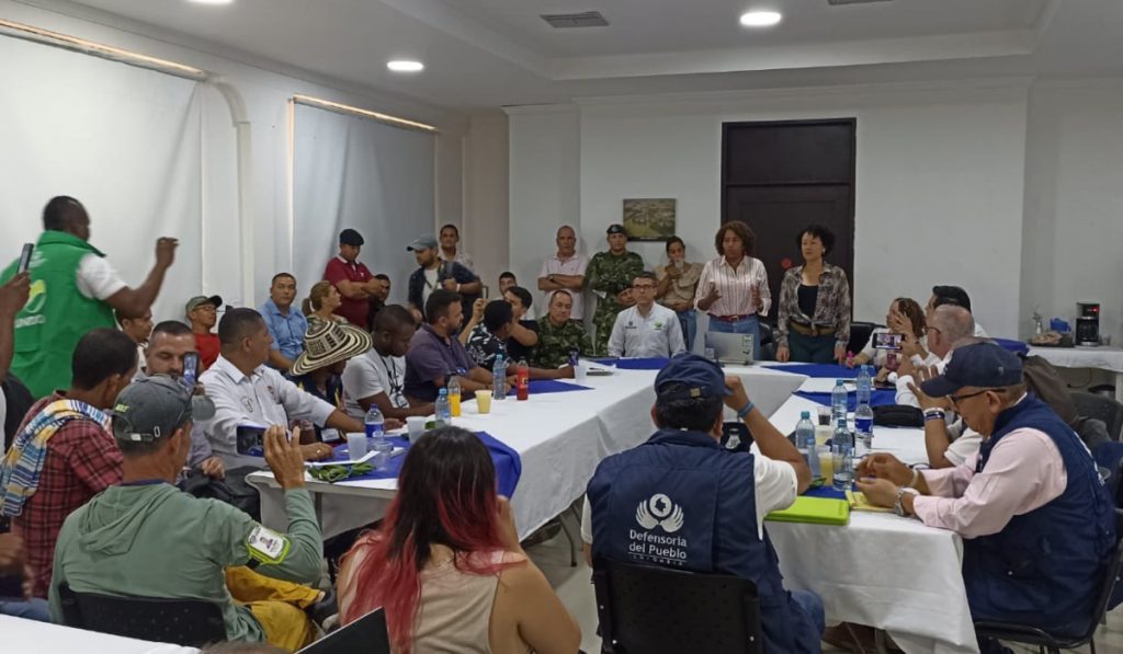 Los acuerdos incluyen varios compromisos de parte del Gobierno. Foto: MinMinas