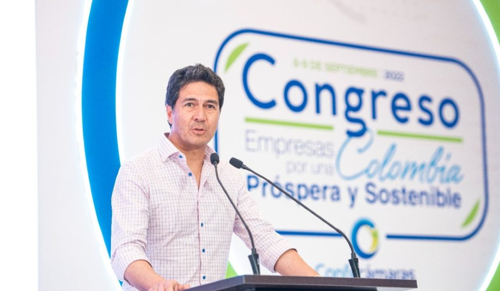 Bancóldex prepara productos con regalías y coberturas cambiarias