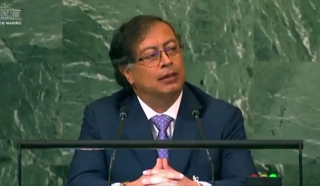 Petro en la ONU pide acabar guerra contra las drogas y defensa del petróleo Gustavo Petro, presidente de Colombia, en la Asamblea General de la ONU.