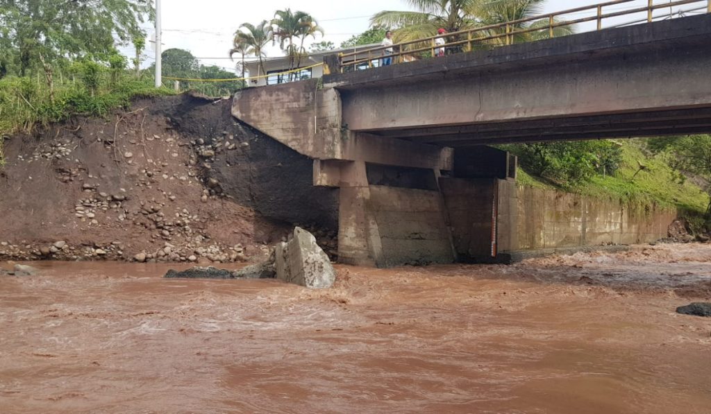 Invías restringe paso en corredor Cauya - Supía en Caldas por desbordamiento del río Supía