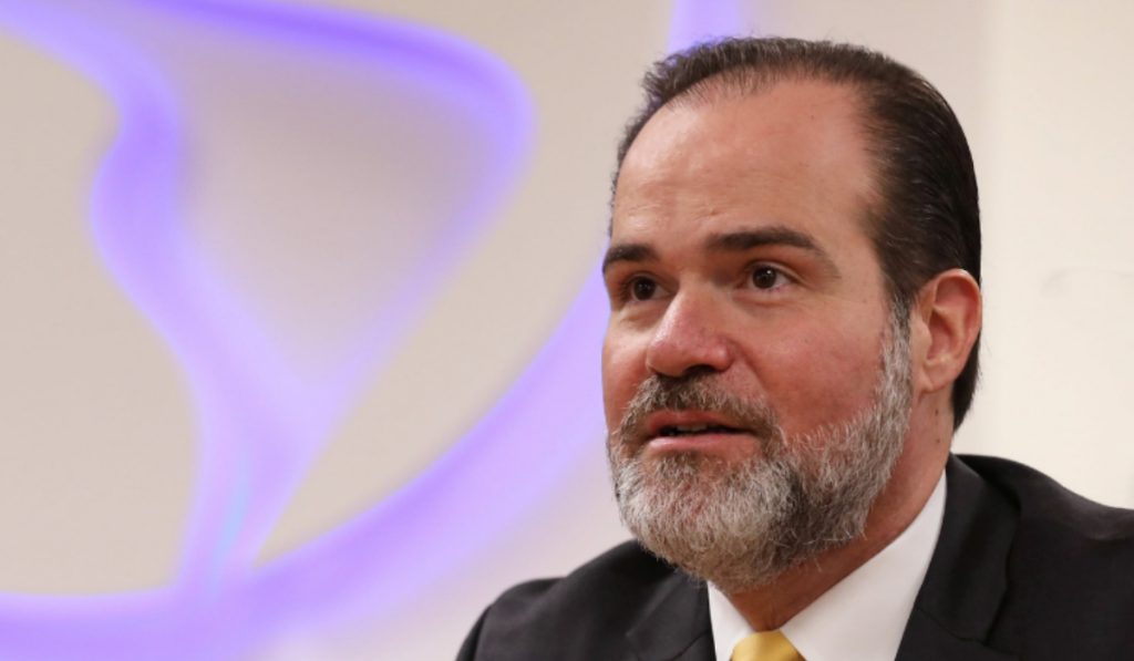 Este será el reemplazo del destituido presidente del BID, Mauricio Claver-Carone
