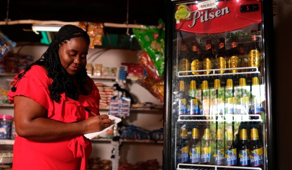 Emprendedoras Bavaria impacta en tiempo récord a 50.000 tenderas en Colombia