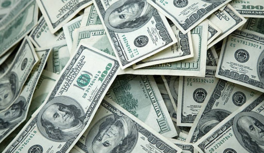 Dólar Colombia 25 de octubre: rompe racha alcista y termina a la baja; tasas de TES cayeron