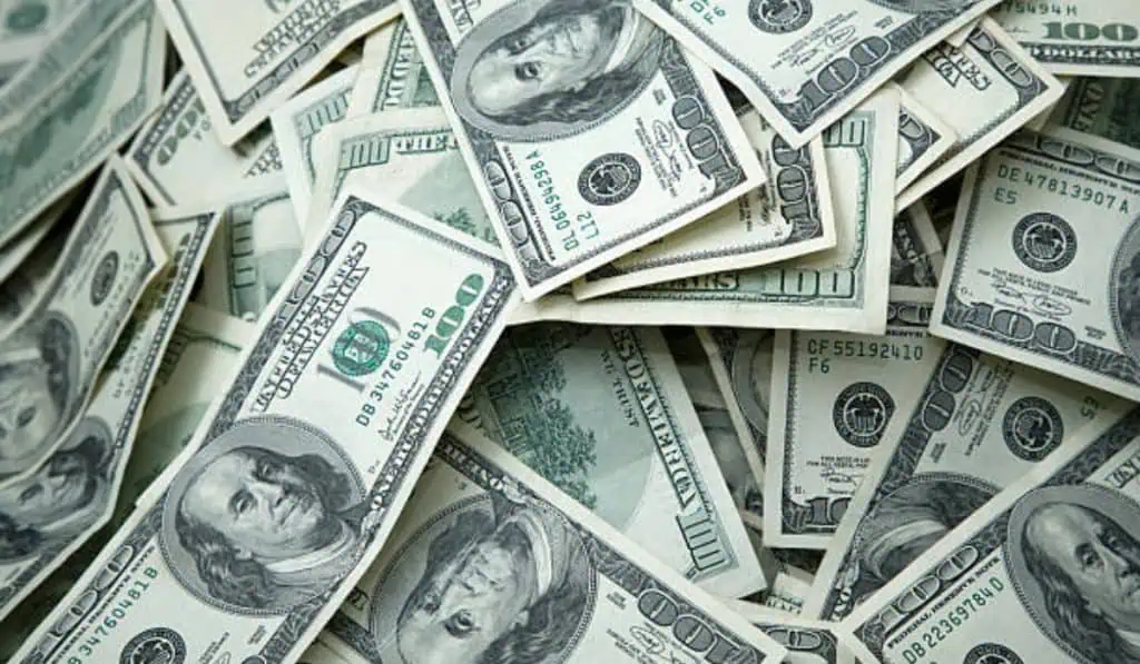 Compra de dólares: ¿es buena idea de negocio? Compra de dólares: ¿es buena idea de negocio?