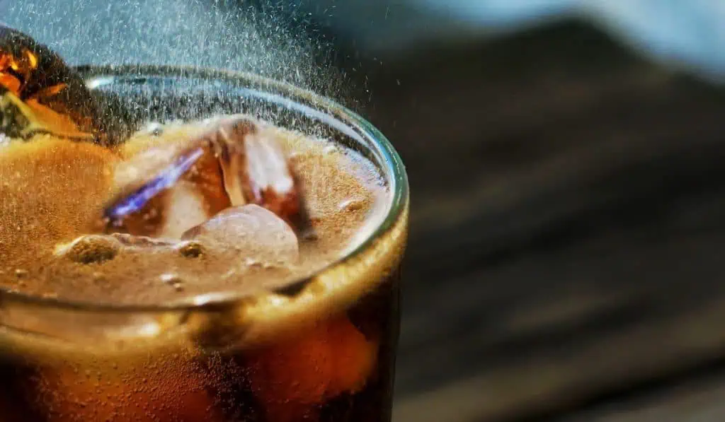 ¿Cómo cambia propuesta de impuesto a bebidas azucaradas en reforma tributaria de Colombia? ¿Cómo cambia propuesta de impuesto a bebidas azucaradas en reforma tributaria de Colombia?