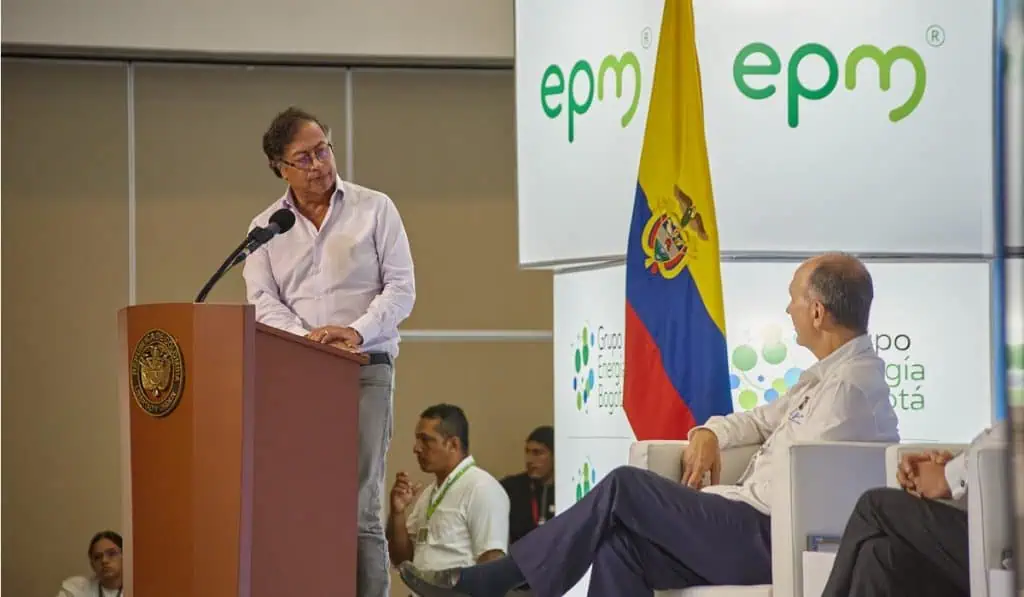 Gobierno Petro tomaría control de la CREG por alza de tarifas de energía Gobierno Petro tomaría control de la CREG por alza de tarifas de energía