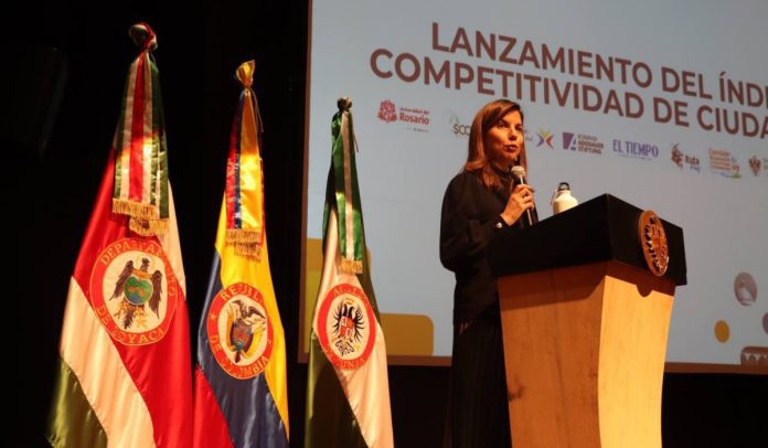 Presidente del Consejo de Competitividad,, Ana Fernanda Maiguascha,, habla sobre las reformas.