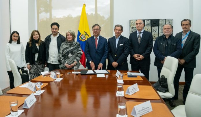 Compra de tierras a Fedegán