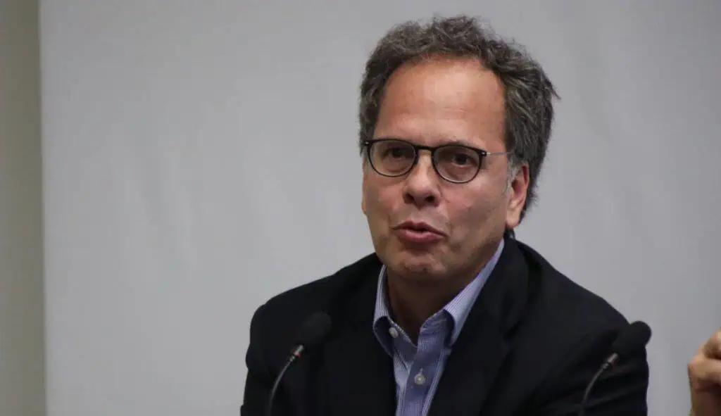 Así va el proyecto de Petro para construir un tren de Buenaventura a Barranquilla; avanzan otras obras Francisco Lozano de la FDN