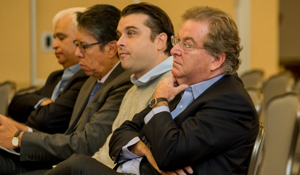 Gilinski solicita nueva asamblea extraordinaria de Sura para modificar estatutos