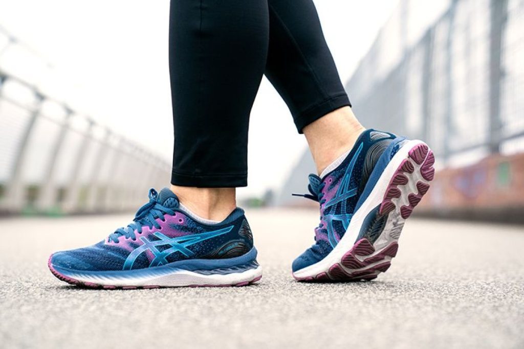 Asics en Colombia.