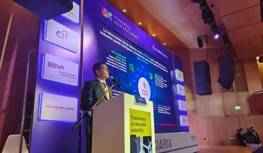 Superfinanciero pide a fiduciarias crear productos para financiar pymes en Colombia Superfinanciero pide a fiduciarias crear productos para financiar pymes en Colombia