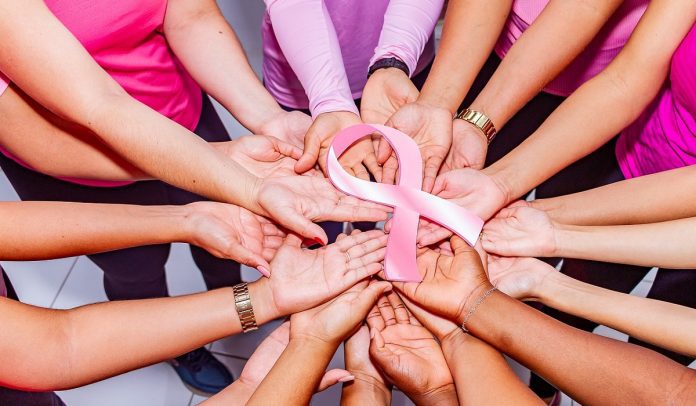 Empresas de Colombia apuestan por la detección temprana del cáncer de mama