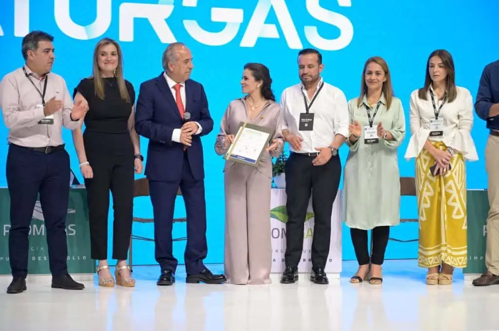 Gobierno de Colombia eliminará sobretasa a sector de gas natural en reforma tributaria Gobierno de Colombia eliminará sobretasa a sector de gas natural en reforma tributaria