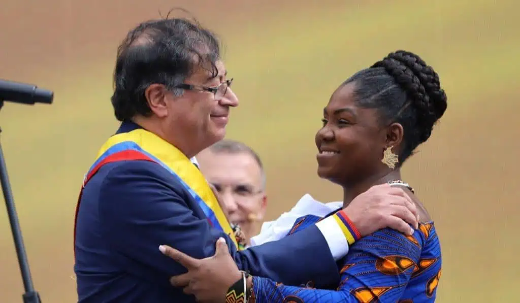 Francia Márquez explica su alejamiento de la opinión pública: “me quieren mostrar incapaz e inútil” Francia Márquez y Gustavo Petro