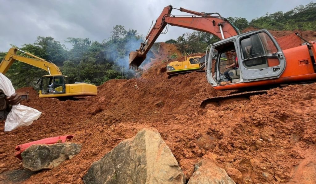 Colombia: Restablecen el paso a un carril en la vía Buga-Buenaventura