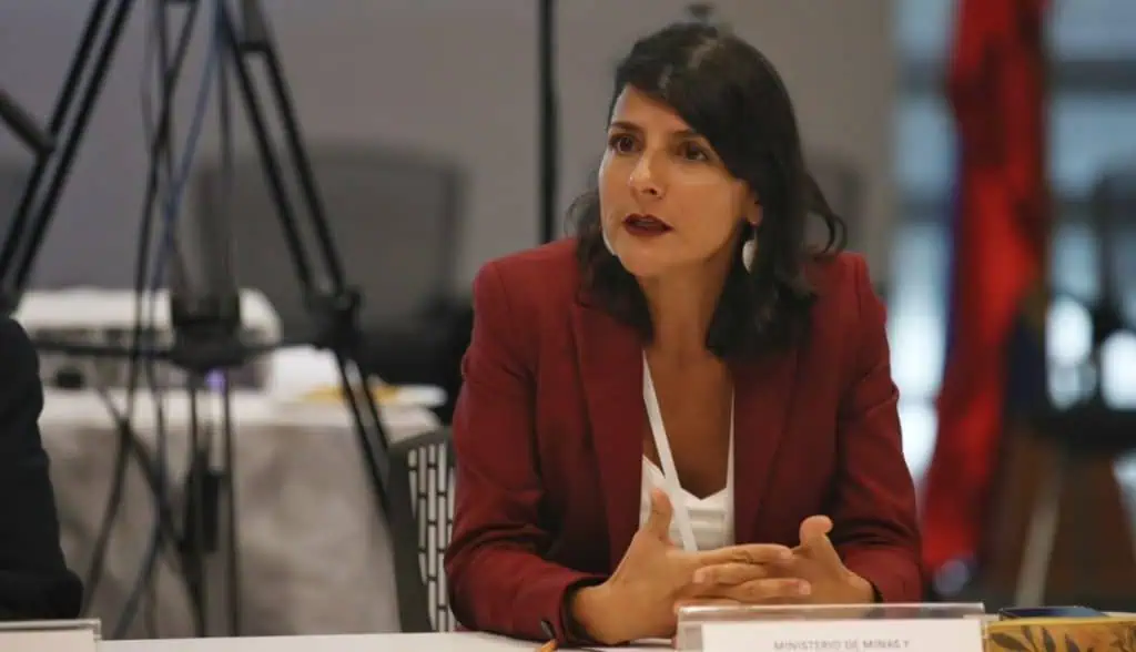 Colombia verá una reducción de tarifas de energía entre 4% y 8% al cierre de 2022 Ministra Irene Vélez