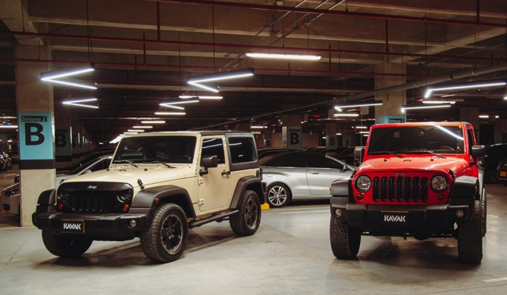 Unicornio mexicano Kavak llega a Medio Oriente; abre centro vehicular más grande de la región