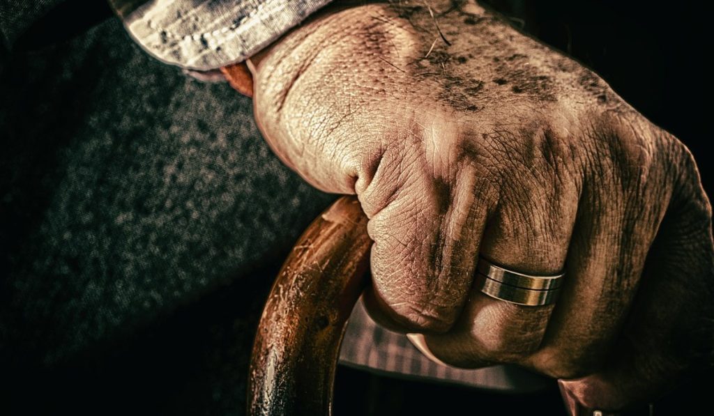 Reforma tributaria en Colombia: expertos lamentan retiro de impuesto a pensionados