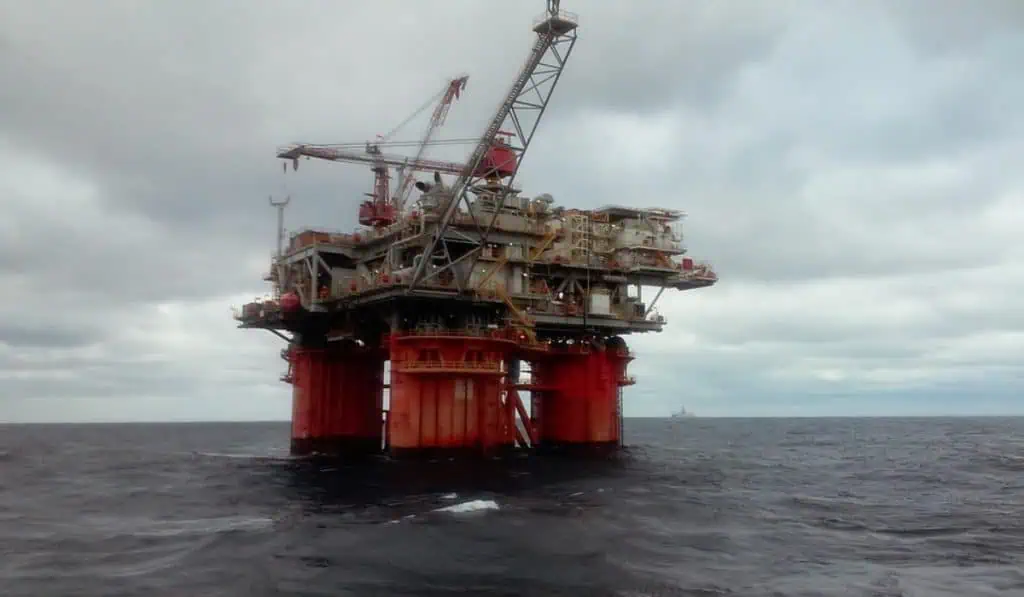Nuevo ministro de Hacienda habla de contratos de petróleo y gas, reformas y regla fiscal Inversiones petroleras en Colombia