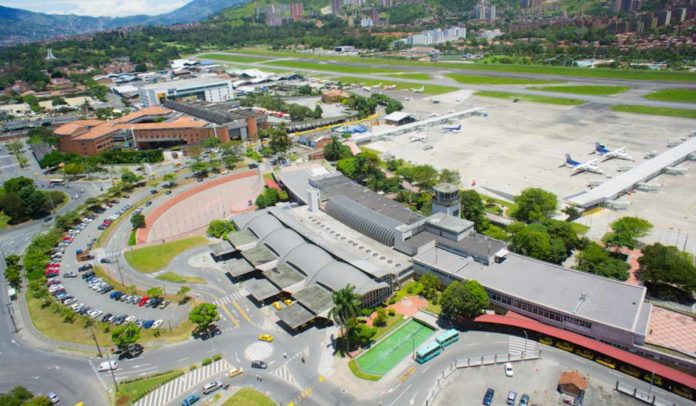 Accidente aéreo aeropuerto Olaya Herrera Medellín