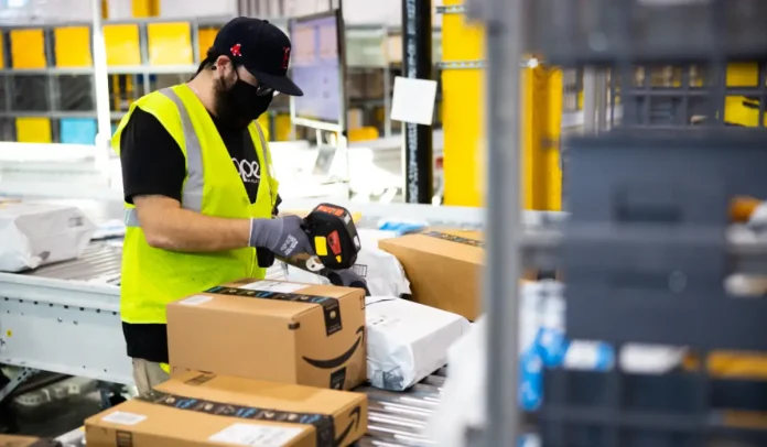 Amazon destruyó seis millones de productos falsificados en 2022