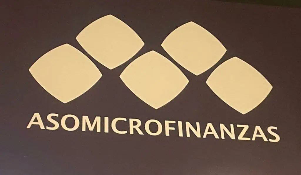 María Clara Hoyos de Asomicrofinanzas, nueva vicepresidenta de Junta de ALAMI, red de microfinancieras de A. Latina María Clara Hoyos de Asomicrofinanzas, nueva vicepresidenta de Junta de ALAMI, red de microfinancieras de A. Latina
