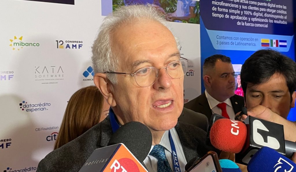 MinHacienda de Colombia habla de la llegada del dólar a $5.000