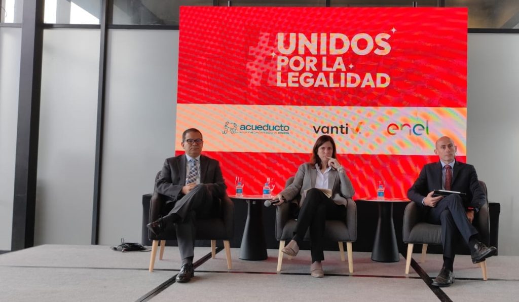 Firman alianza para acabar fraude de servicios públicos en Bogotá y Región