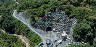 Vías túnel del Toyo en Antioquia (1)