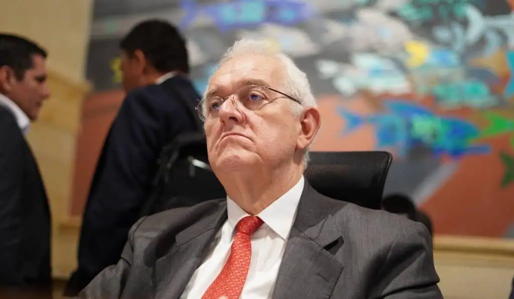 ¿Aumentar edad de pensión?: MinHacienda de Colombia expuso puntos para reforma pensional Reforma tributaria: José Antonio Ocampo, ministro de Hacienda de Colombia.