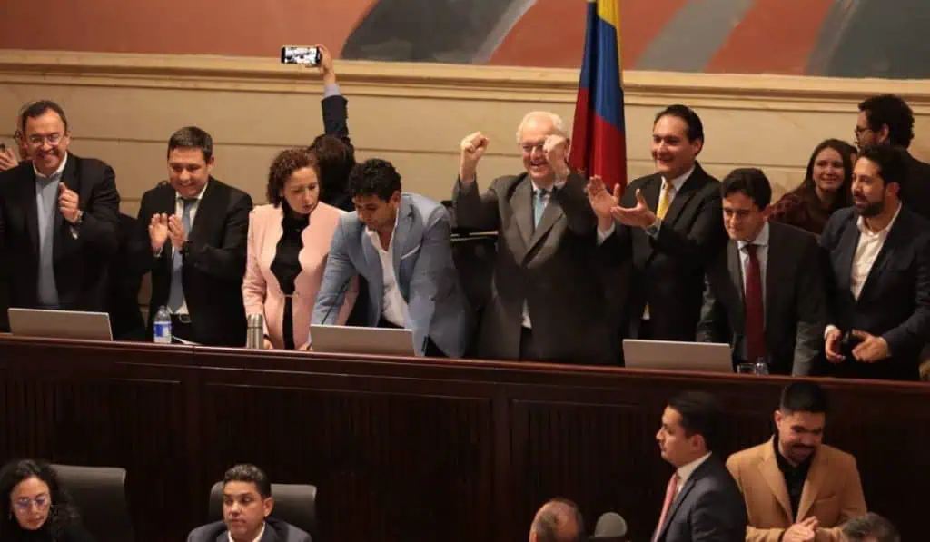 Ministro de Hacienda habla de nueva reforma tributaria territorial en Colombia José Antonio Ocampo, ministro de Hacienda de Colombia, tras la aprobación de la reforma tributaria