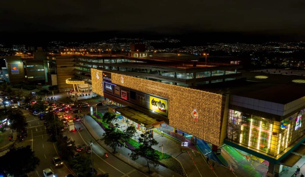 Centro Mayor espera cerrar este año con 25 millones de visitantes