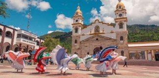 Pueblo de Colombia, Choachí, plaza principal