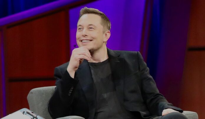 El magnate Elon Musk, dueño de Twitter y Tesla, está “abierto a la idea” de comprar el quebrado Silicon Valley Bank (SVB).