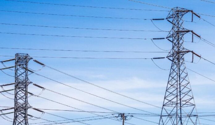 Gobierno Petro fija nuevos lineamientos para prestar el servicio de energía eléctrica