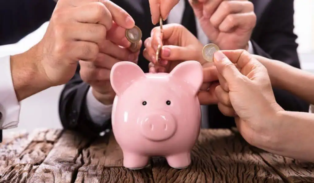 Gobierno Petro no consigue quién administre $55 billones de pensiones regionales; podría hacerlo por contratación directa Reforma pensional en Colombia