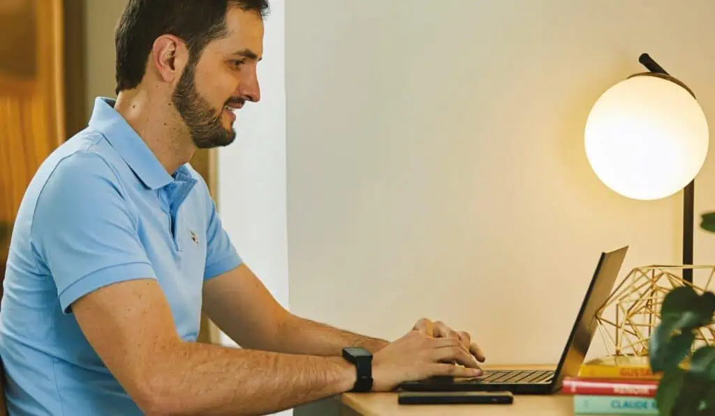 ¿Comprará un computador? Tips para elegir el mejor en el regreso a clases Tips para elegir el mejor computador para su hogar.