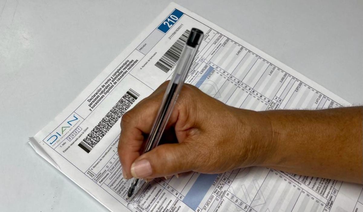 Proponen que todos tengan que declarar renta en Colombia