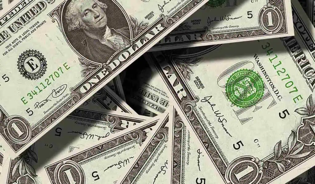 Dólar en Colombia 19 de enero: abre al alza sobre los $4.700 Dólar en Colombia abre al alza