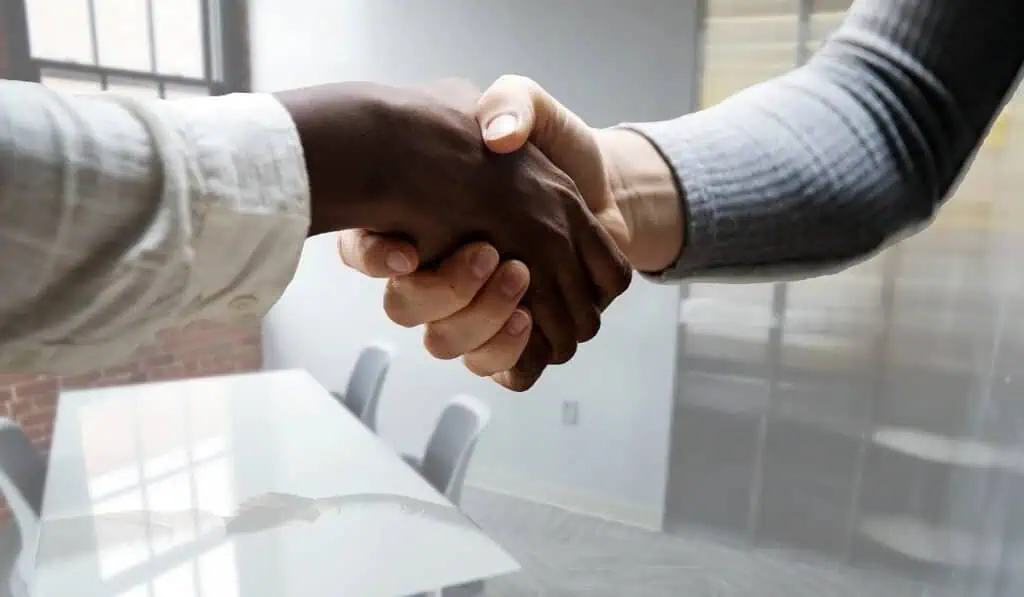 Compensar y Secretaría de Desarrollo preparan a más de 3 mil jóvenes para el mercado laboral Formalización Laboral