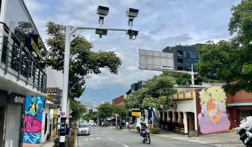 ‘Fico’ Gutiérrez levantó pico y placa en Medellín para Navidad y año nuevo Pico y placa en Medellín