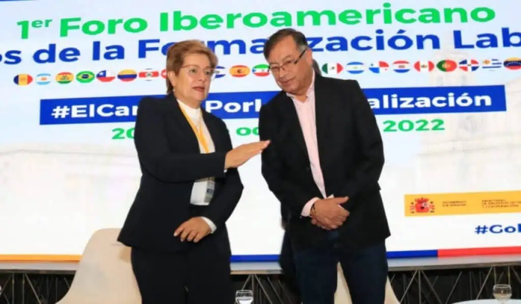 MinTrabajo alerta por plan de Petro para formalizar a miles de contratistas MinTrabajo y Petro